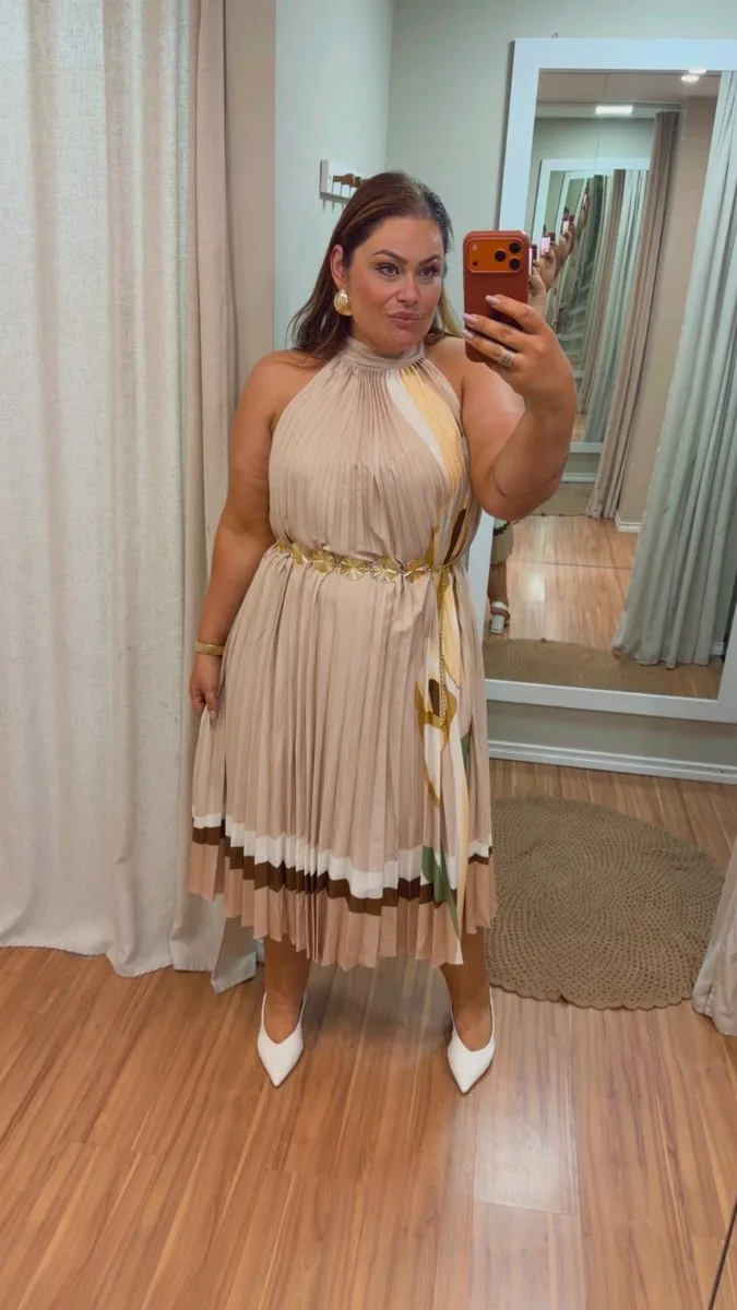 VESTIDO FRENTE ÚNICA PLISSADO