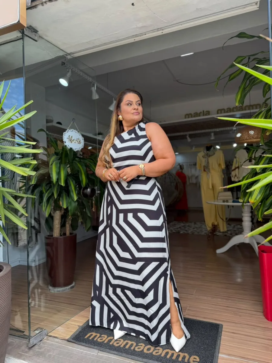 VESTIDO DE OMBRO ÚNICO COM ARGOLA